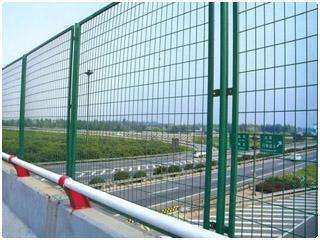 PVC公路护栏网
